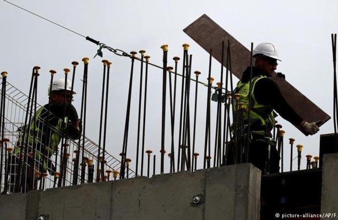 انخفاض اسعار العقارات  في ارجاءالمملكة المتحدة