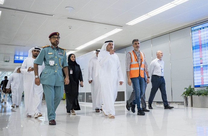 استعدادات مطار الشارقة لموسم الصيف والإجازات