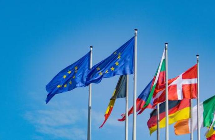   التضخم في منطقة اليورو  حافظ على استقراره في أب