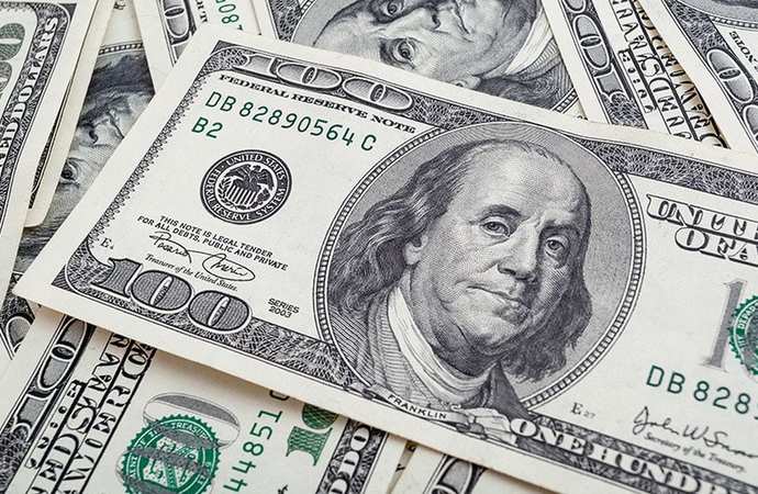 روسيا والصين تتخليان عن الدولار  في العلاقات والتبادلات الاقتصادية   