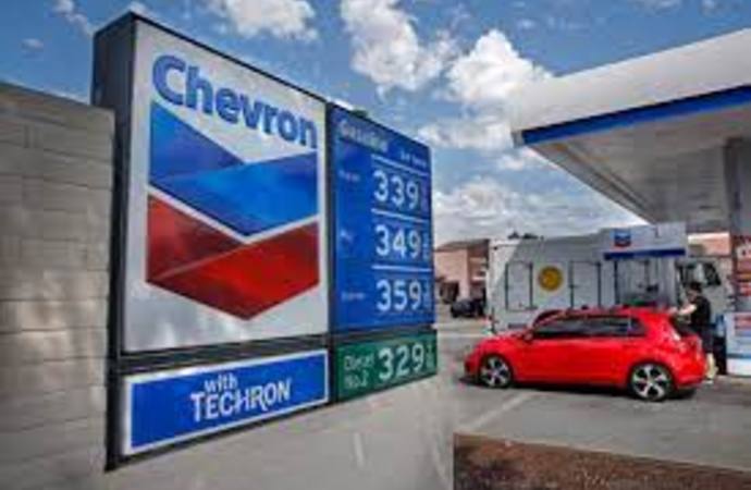  "شيفرون" تستحوذ على منافستها  "هيس" مقابل 53 مليار دولار