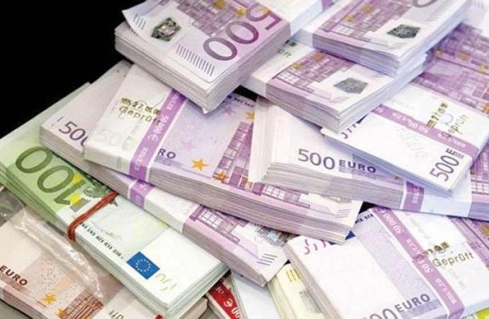 اليورو واصل ارتفاعه امام الين رغم النمو الاقتصادي الخجول