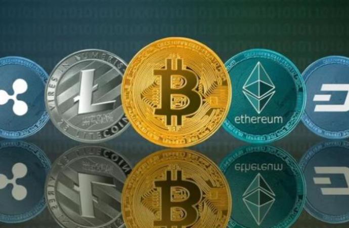 ارتفاع البيتكوين والعملات الافتراضية   