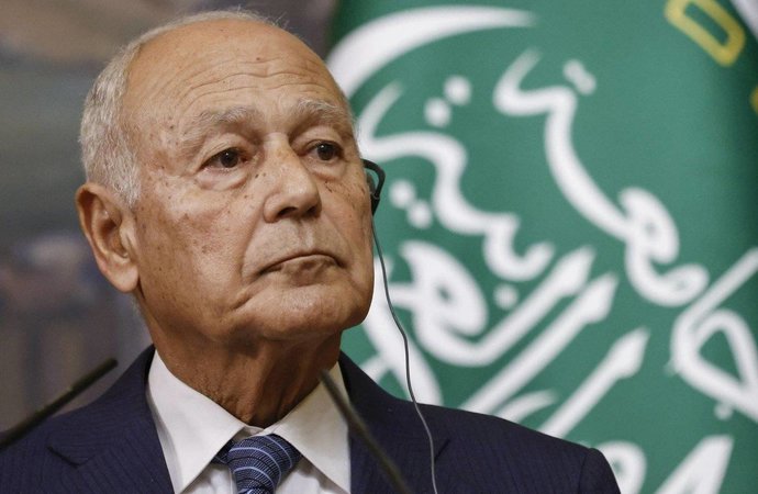 اختتام اعمال القمة الاقتصادية العربية البريطانية في لندن