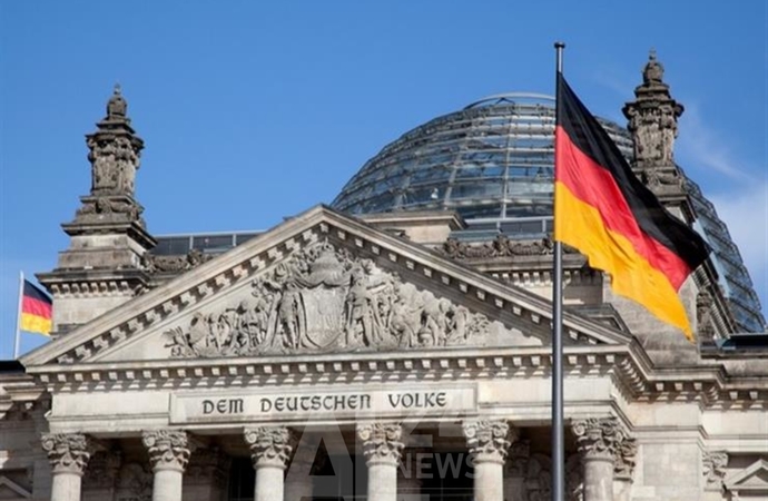 المركزي الألماني يطالب الحكومة    تقديم إيضاحات بشأن الموازنة