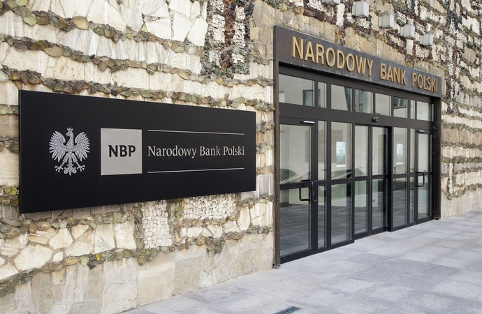 ضغوط سياسية في بولندا  والمجر لخفض أسعار الفائدة