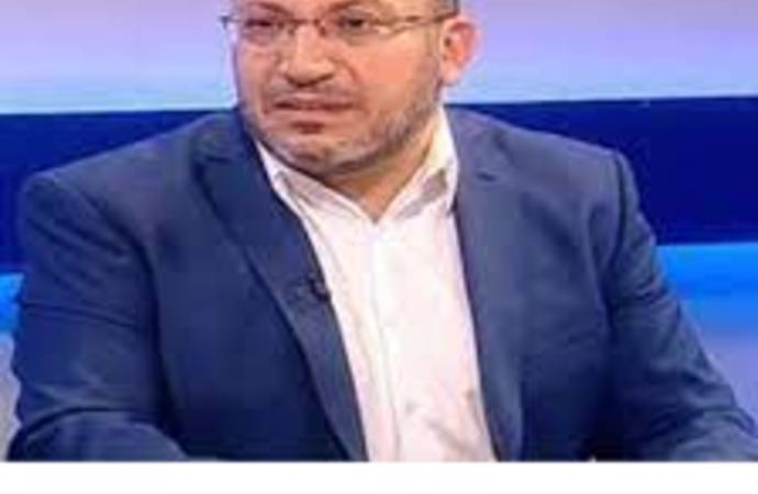 *لبنان يواجه مصيره وحيدا"*