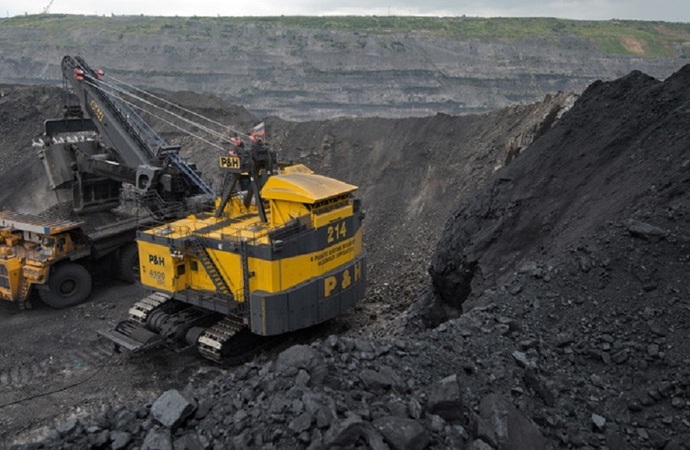  القطاع الصناعي الألماني يستبعد  تحقيق هدف التخلي المبكر عن الفحم