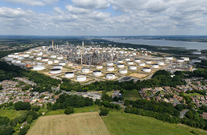 طيران الإمارات تنضم لمبادرة استثمار  لخفض الكربون في المملكة المتحدة