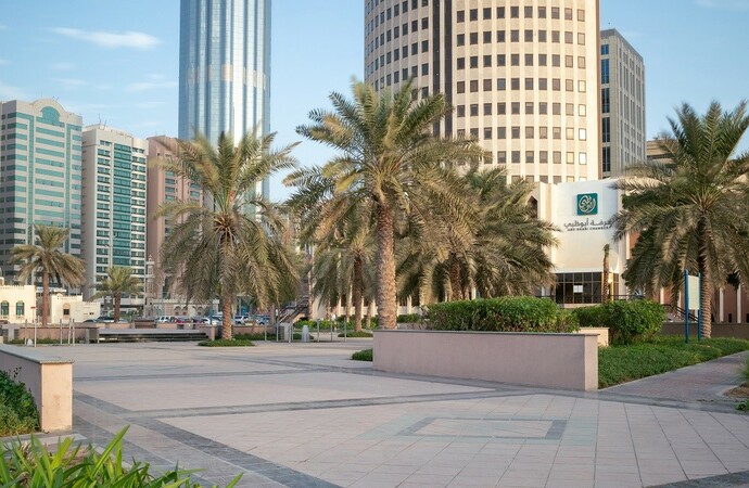 غرفة أبوظبي تؤسس مجموعة عمل  الشركات الناشئة والصغيرة والمتوسطة