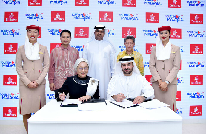طيران الإمارات توقع مذكرات تفاهم  مع ماليزيا وتركيا وغرفة أبوظبي