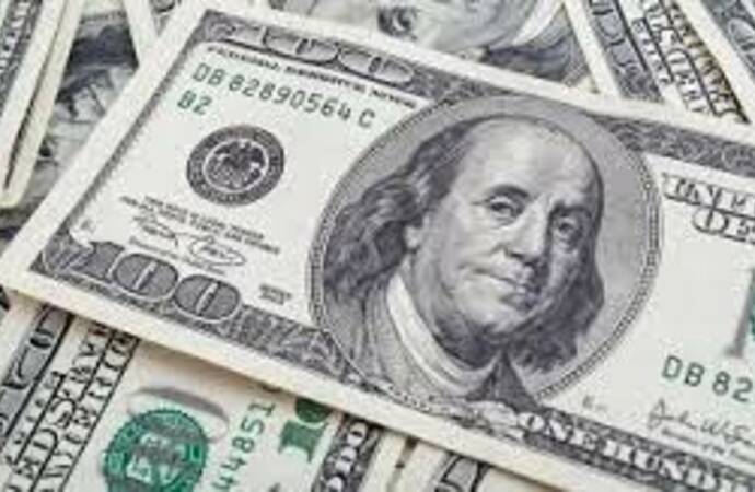 تبأطؤ سوق العمل الاميركية خفضت الدولار امام العملات