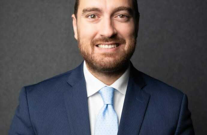 اسعار الذهب تستقر بعد خسائره الكبيرة في الاسبوع الماضي