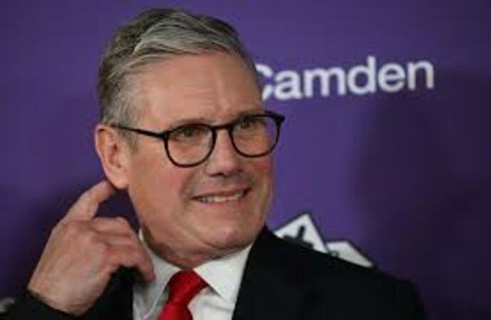 سوناك قدم استقالته وستارمر يخلفه  بعد فوز حزب العمال بأغلبية ساحقة