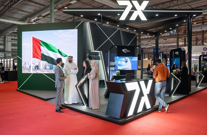 سفن إكس "7X"  وحلولها اللوجستية  والمالية الخاصة بقطاع التجارة الرقمية 