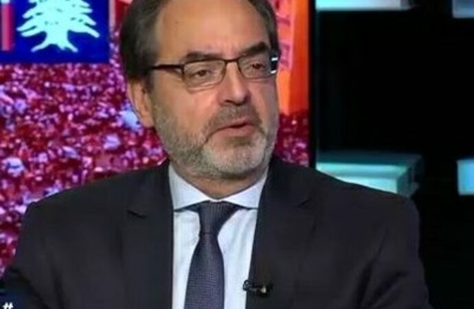 غبريل :على لبنان ان يعود الى محيطه  العربي وينخرط بالنظام المالي العالمي