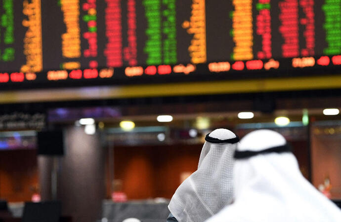 تراجع سوق الامارات بسبب جني   الارباح وركود في سوق ابو ظبي