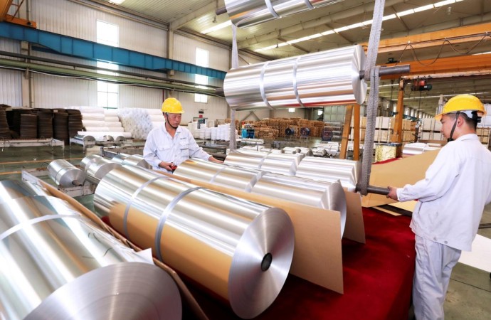 نشاط غير متوقع للمصانع  الصينية الخاصة في اذار 