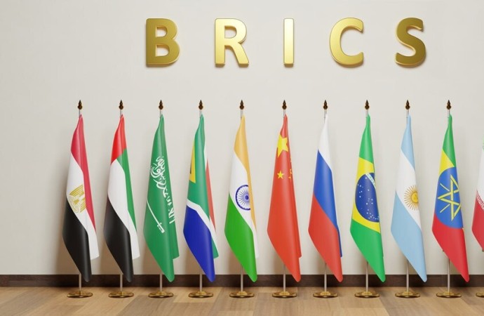   الصين تنتقد قرار ترامب بفرض رسوم ضد شركاء "بريكس "