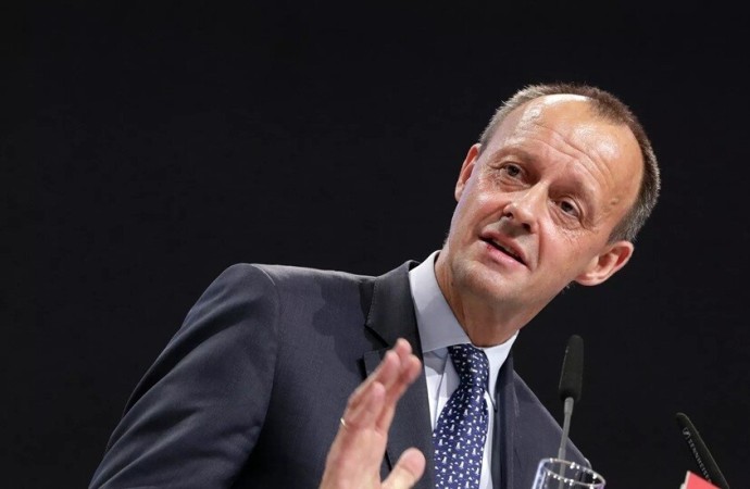  المستشار الالماني : رسوم ترامب تهدد قطاع التصدير في البلاد