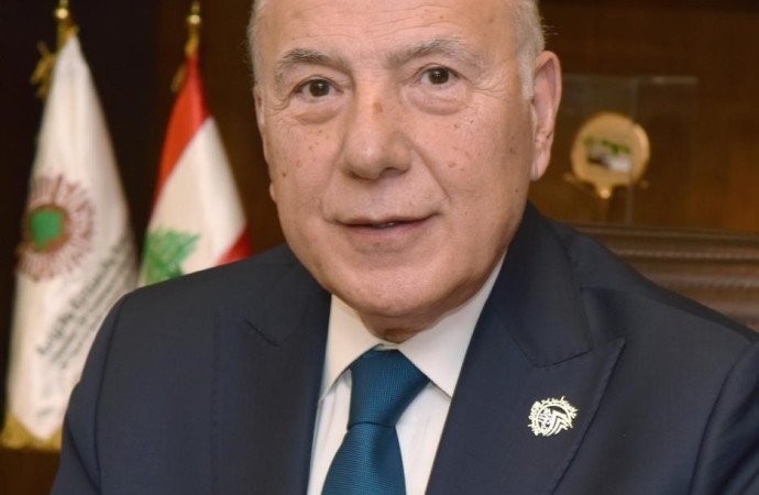   دبوسي يهنئ دولة الإمارات  في "يوم عهد الاتحاد": 