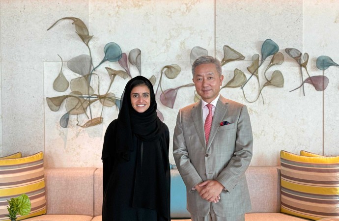  شيخة النويس والسفير الصيني تبحثان  سبل تعزيز التعاون في قطاع السياحي 