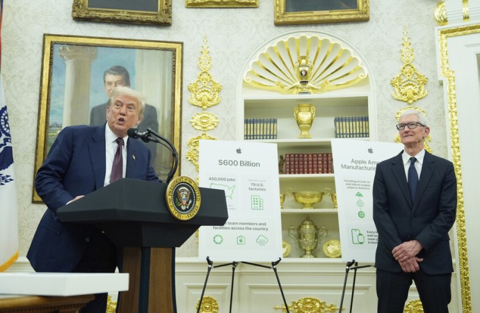  ترامب: "آبل" ستقوم باستثمارات  قياسية في الولايات المتحدة