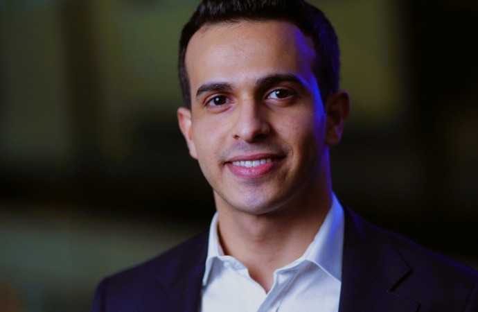  الاسواق العالمية تتفاعل مع البيانات والتوترات الجيوسياسية