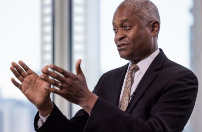  رئيس الاحتياطي الفيدرالي في اتلانتا : لاحاجة لخفض الفائدة هذا العام