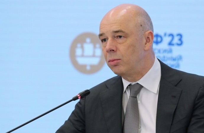 سيلوانوف: حجم التبادل التجاري  بين روسيا والإمارات تضاعف