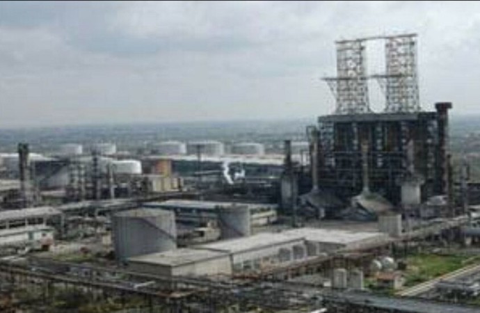 إغلاق مصفاة حمص وإقامة  مبان سكنية وخدمية مكانها