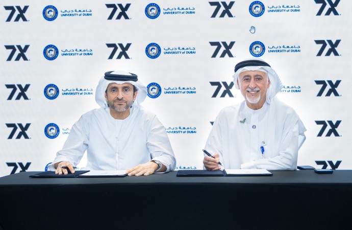 تفاهم بين سفن إكس وجامعة  دبي لتعزيز فرص التوظيف 