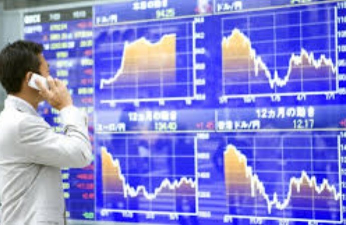 التباين يخيم على الأسواق الآسيوية  واسعار النفط تتحكم بمسار الاسواق