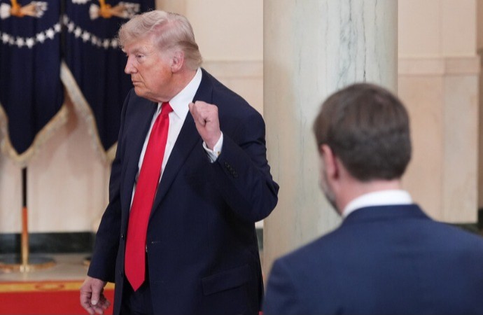 ترامب: “لقد دمرنا قدرات إيران العسكرية  ومن يحتاج مضيق هرمز فليذهب ويحميه”