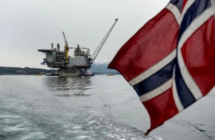  إنتاج النرويج من النفط  والغاز يتجاوز التوقعات 