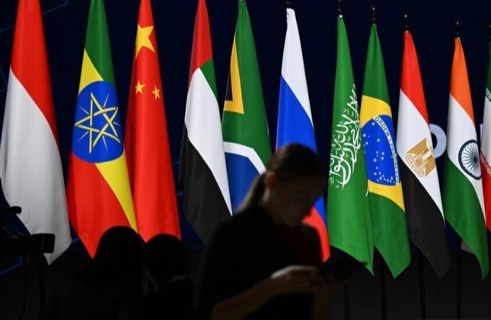 "بريكس" تبحث ربط أنظمة الدفع السريع بين الدول الأعضاء