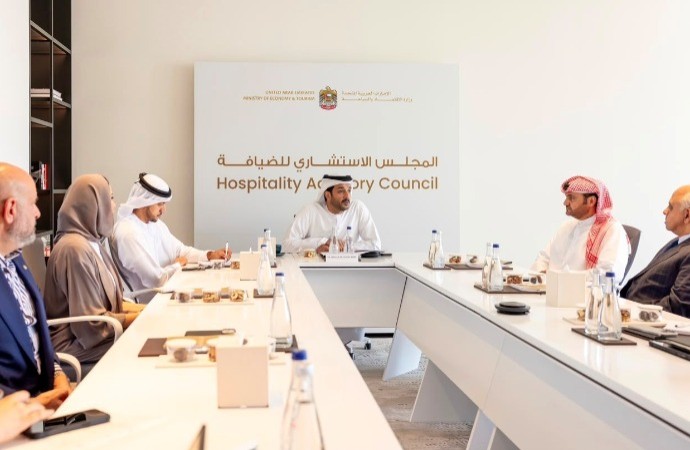  " المجلس الاستشاري للضيافة" يبحث  فرص نمو قطاع الضيافة في الامارات