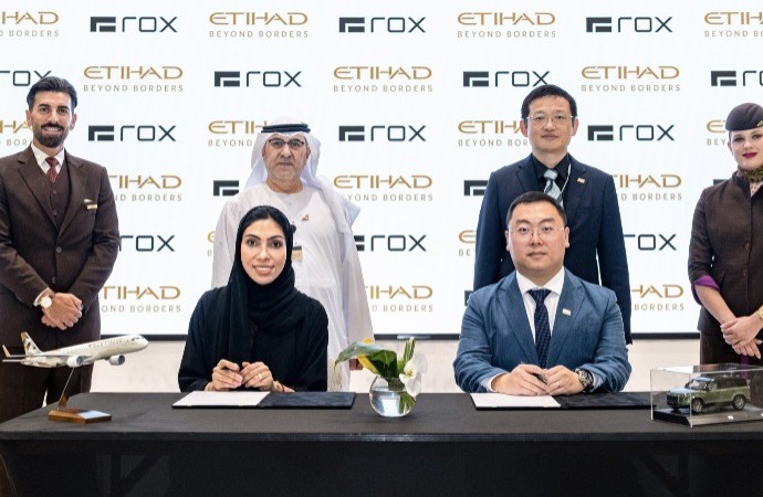الاتحاد للطيران وROX توقعان مذكرة  تفاهم للتعاون في قطاعي السفر والتنقل
