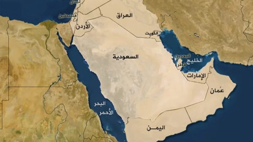 العراق ينقل مليوني برميل من النفط الخام إلى خارج "هرمز"