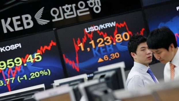 الأسهم اليابانية تتراجع بقوة مع تصاعد مخاوف التكنولوجيا