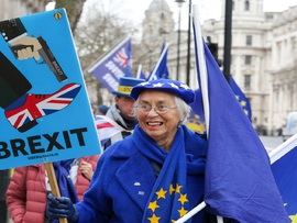 بريكست يحرم بريطانيا مئات الآلاف من العمال