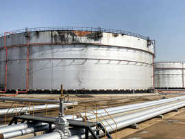 بعد تراجع الطلبيات الى الصين  ضعف في نمو الصادرات اليابانية