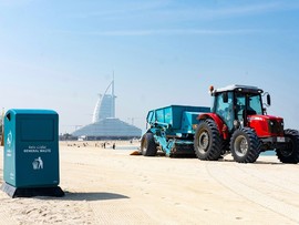 بلدية دبي تخصص فرق ميدانية للحفاظ على نظافة الشواطىء