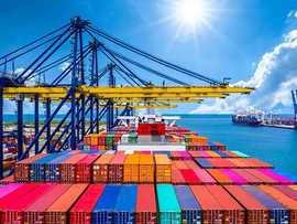   انكماش قي سوق الشحن العالمية   الأسعار تتراجع والمنافسة تحتدم