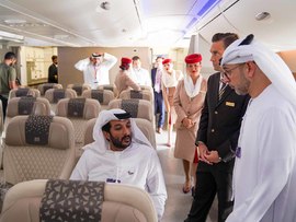 وزير الاقتصاد زار معرض دبي للطيران  وعقد محادثتات مح وزراء عرب واجانب