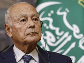 اختتام اعمال القمة الاقتصادية العربية البريطانية في لندن