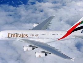   طيران الإمارات تحيي اليوم  الوطني الثاني والخمسين للدولة