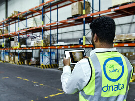 شركة دناتا تعزز خدمات الشحن  في دبي باستخدام تقنيات الدرون