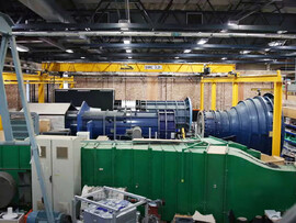 طيران الإمارات تتعهد بتمويل البحوث  وتطوير مسارات خفض الانبعاثات