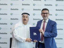 مذكرة تفاهم بين ديلويت الشرق الأوسط  وجمعية المدققين الداخليين الإماراتية